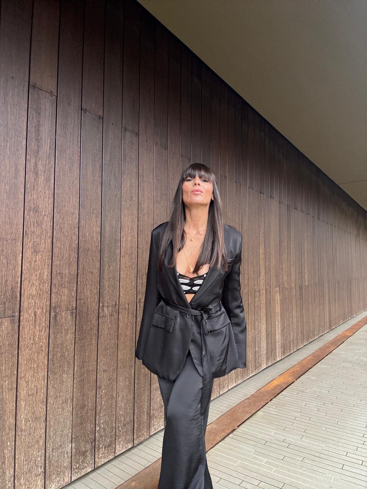 Completo Black Venus – Giacca e Pantalone Satin