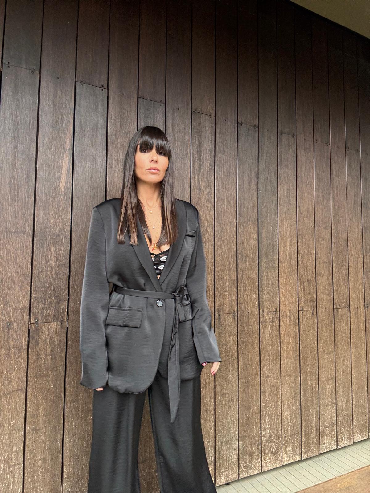 Completo Black Venus – Giacca e Pantalone Satin