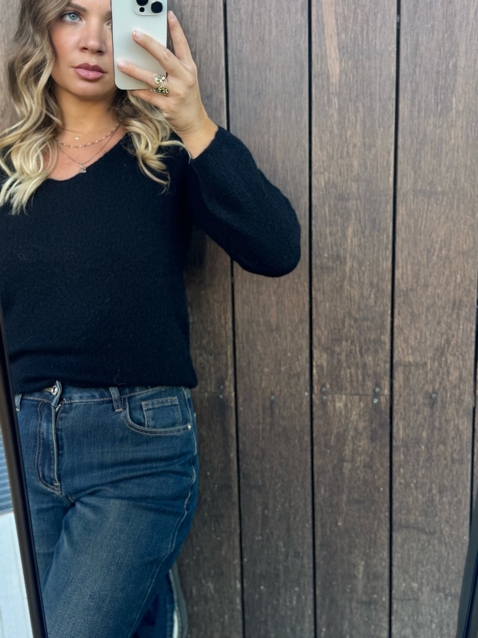 Merlot Sweater – Morbidezza e calore con eleganza naturale