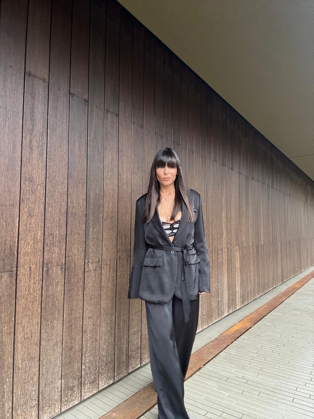 Completo Black Venus – Giacca e Pantalone Satin